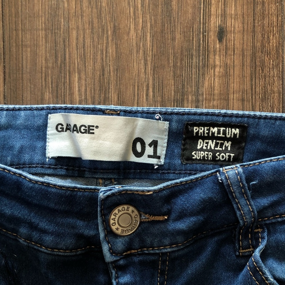 Garage High Waisted Ripped Jeans - Picture 7 of 10